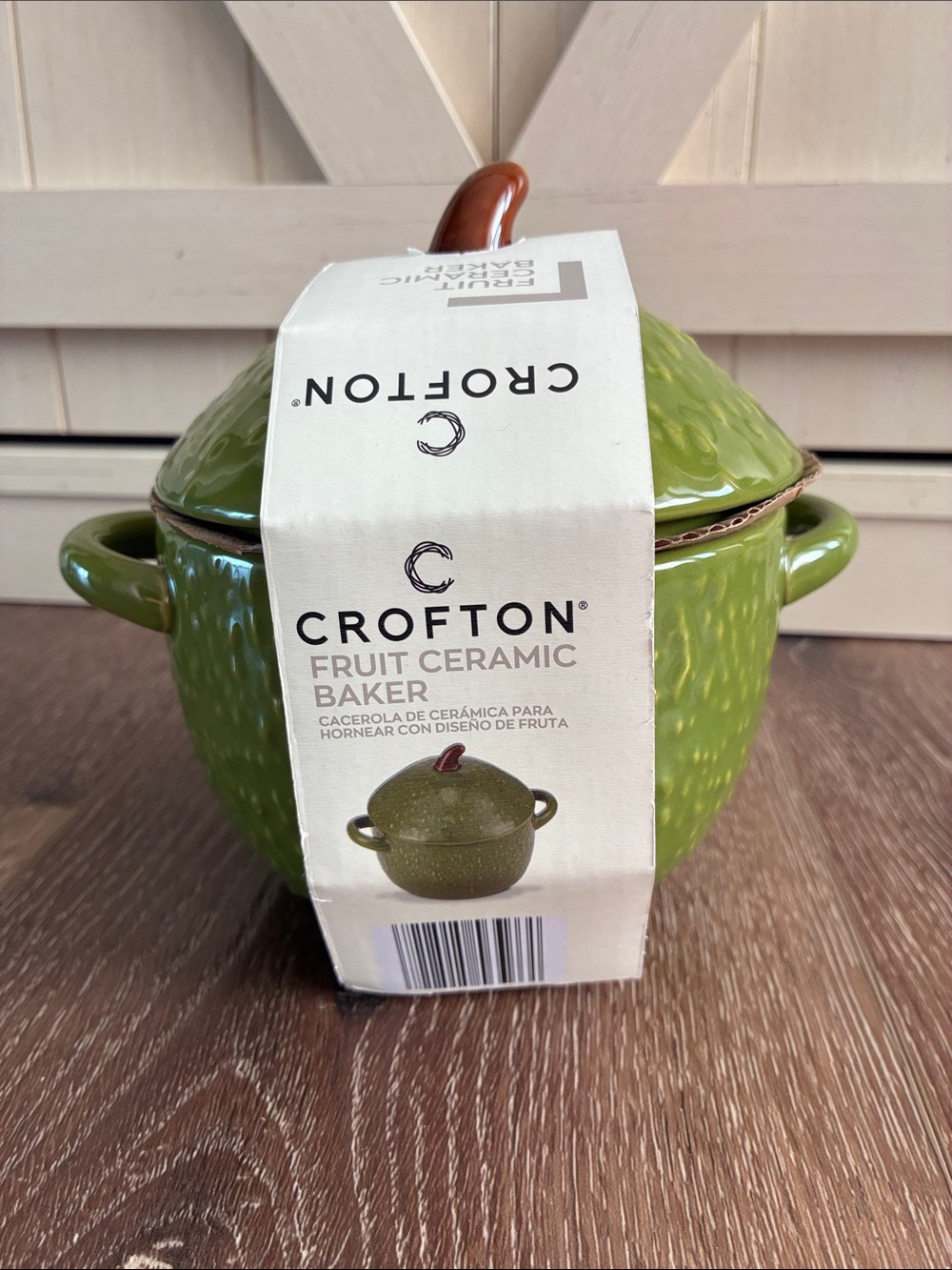 Crofton Avocado Fruit Ceramic Baker. Guacamole dish. Severing Dish.